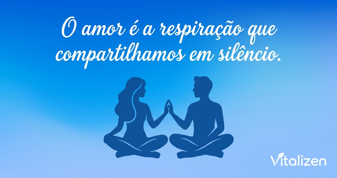 Casal meditando juntos em posição de lótus com mãos dadas ao pôr do sol - meditação para casais Vitalizen
